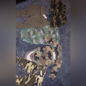 Cameo set for baby boy 0-3 months.
